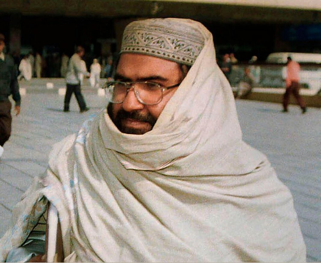 India asks Pakistan to take strong action against Jaish-e-Mohammad chief Masood Azhar India asks Pakistan to take strong action against Jaish-e-Mohammad chief Masood Azhar