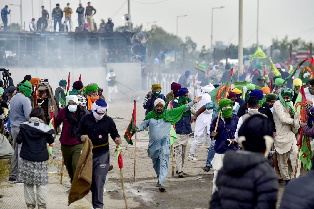 Farmers Protest : Police Fired Tear, Gas water cannon On Farmers Marching To Delhi At Shambhu Border