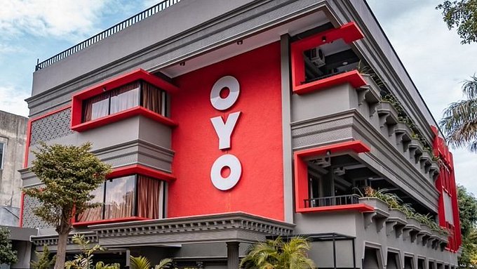 Meerut’s Oyo Hotels to Ban Unmarried Couples: Manager Explains the Decision