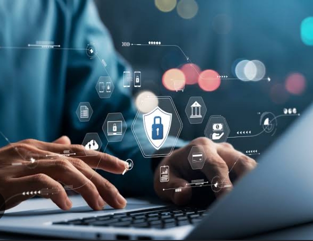 UP Police Issues Cyber Fraud Warning Ahead of Mahakumbh Mela