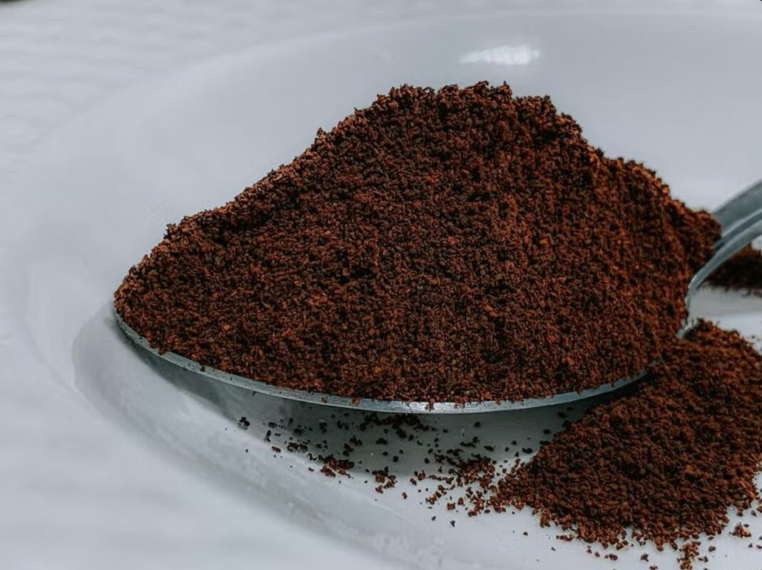 Is Your Coffee a Silent Killer? How to Check for Fake Coffee Powder in 5 Minutes