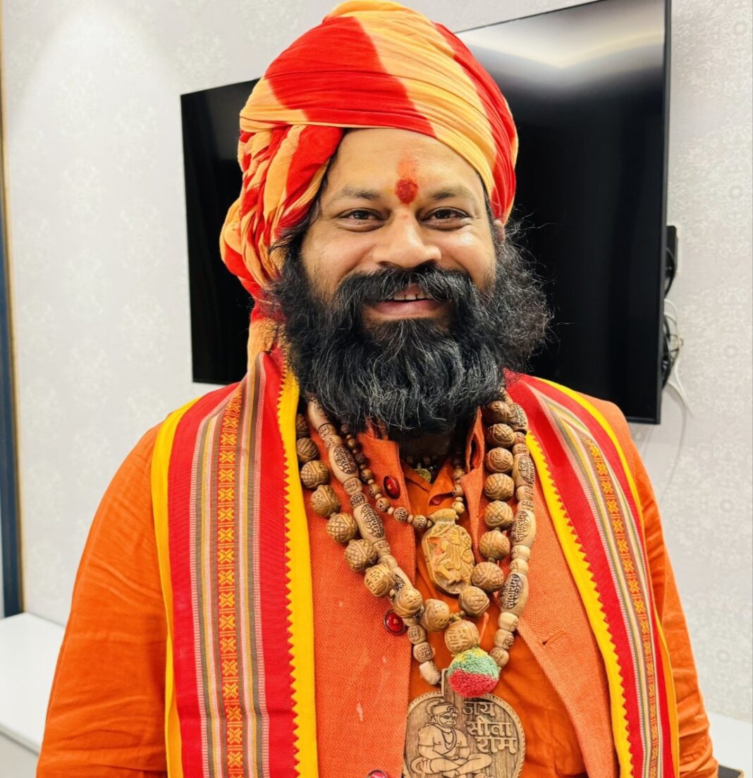 Ayodhya’s Priest Raju Das Faces Increased Troubles, Rae Bareli Court Issues Notice…