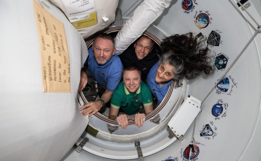 Sunita Williams and Butch Wilmore Returns to Earth as Crew Dragon Undocks from Space Station