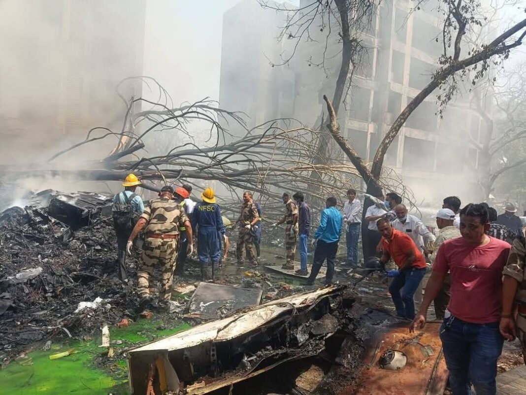 Air India Crash: 32 Victims Identified, 14 Bodies Handed Over to Families – Sampadak Express
