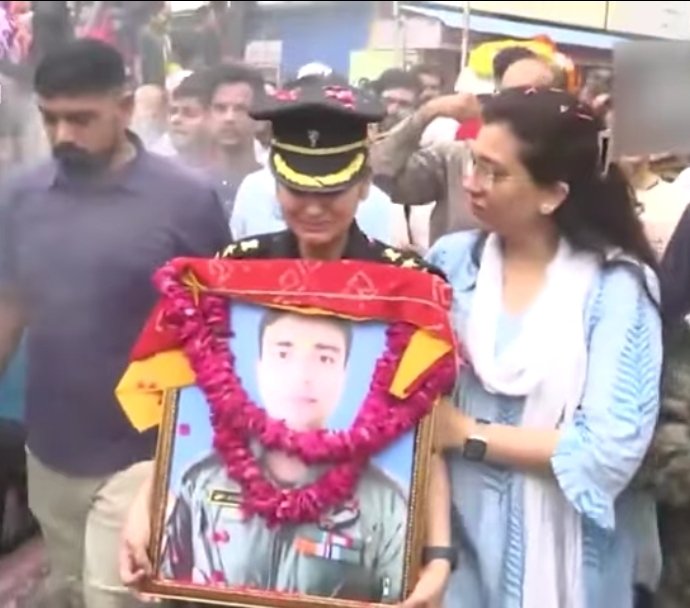 Wife Bids tearful Goodbye to Pilot husband Killed in Kedarnath Helicopter Crash