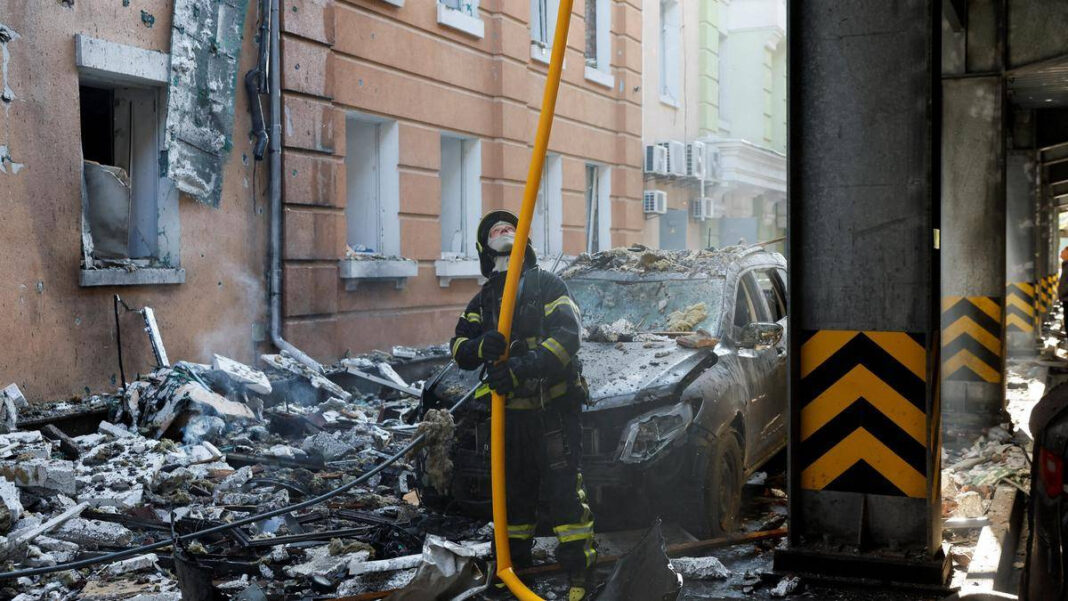 Russian Attacks Leave 7 Injured and Cause Structural Damage Across Ukraine "Russian Attacks Injure 7 and Cause Widespread Structural Damage in Ukraine"