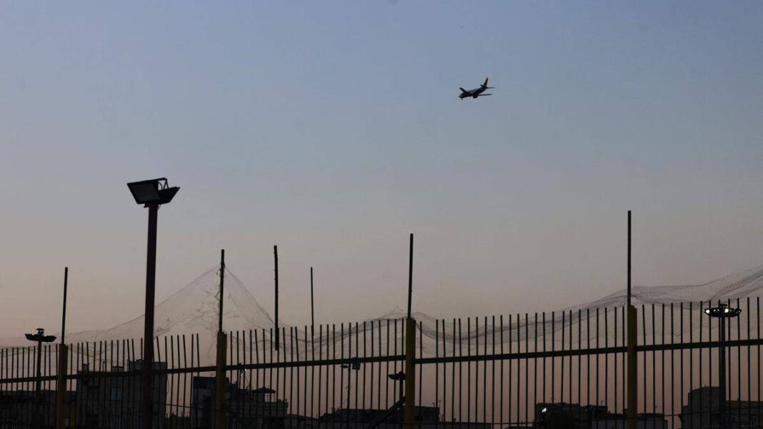 Iraq Requests U.S. Exemption for Iran Airlines Amid National Interests "Iraq Seeks U.S. Exemption for Iran Airlines to Protect National Interests"
