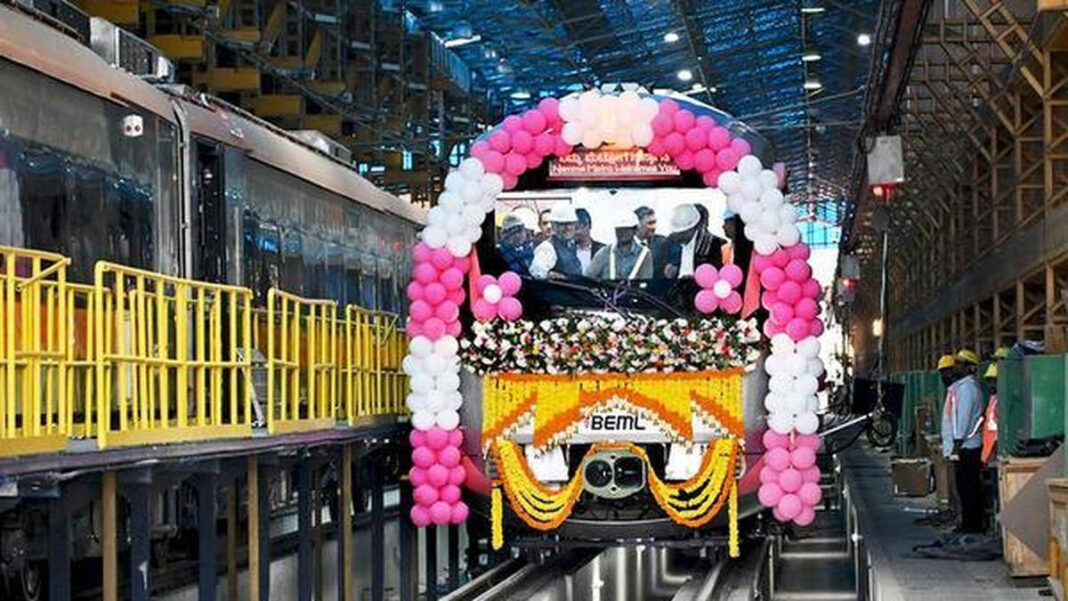 Bengaluru Residents Open Metro Pink Line, Demand Early Launch Bengaluru Residents Demand Early Namma Metro Pink Line Opening