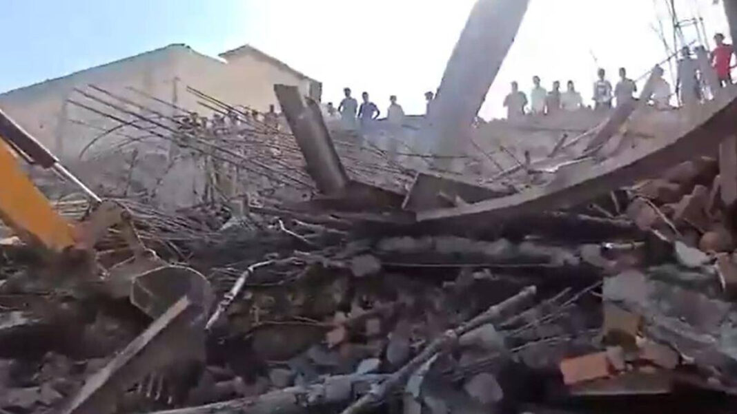 Three-Storey Under-Construction Building Collapses Near Ambala City, 4 Dead, Over 10 Injured Ambala City Building Collapse: Three-Storey Under-Construction Structure Falls, 4 Dead, Over 10 Injured
