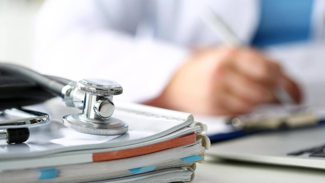 Keralams 24×7 Specialty Care Initiative Faces Challenges Amid Political Opposition "Keralam's 24×7 Specialty Care Initiative: Navigating Challenges Amid Political Opposition"