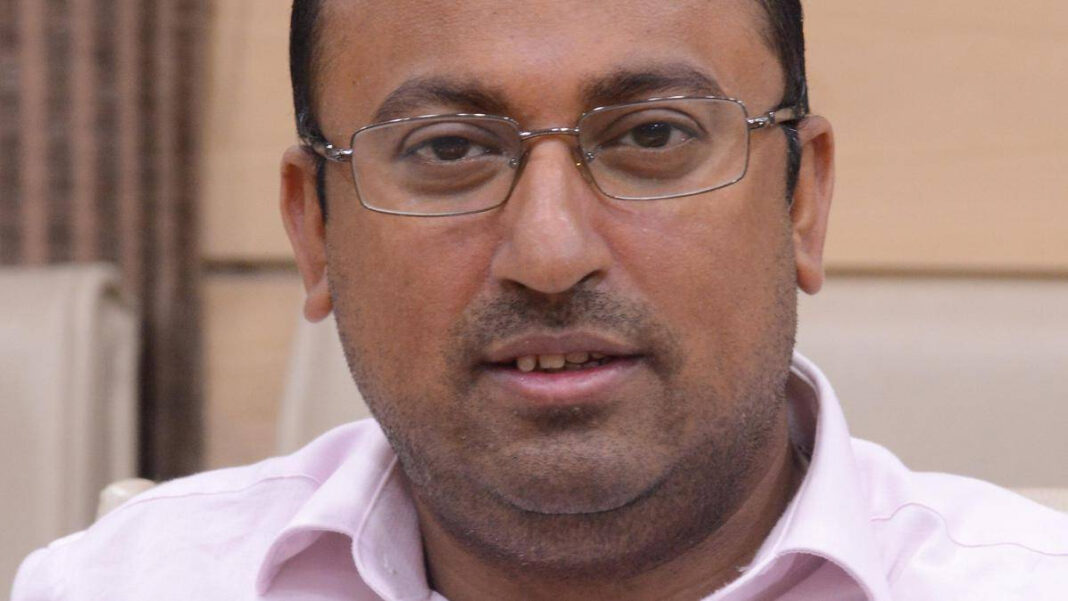 Sheikh Hasinas Role in India Poses Key Challenge for Bangladesh PMs Upcoming Visit, Says Humaiyun Kobir "Humaiyun Kobir Highlights Sheikh Hasina's Impact on Bangladesh PM's Upcoming Visit to India"