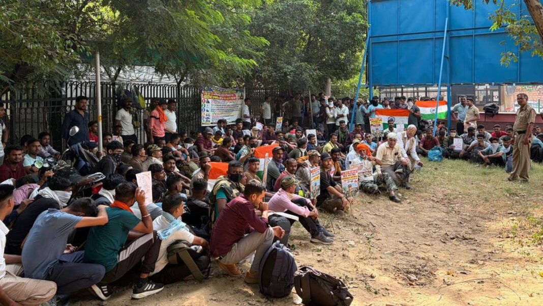 Tale of two protests: Before CJP, dismissed BSF personnel were denied permission for Jantar Mantar agitation Tale of two protests: Before CJP, dismissed BSF personnel were denied permission for Jantar Mantar agitation