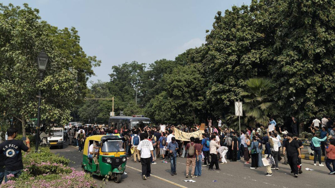 Anti-CEC protest: Dilli Haat becomes Jantar Mantar for a day Anti-CEC protest: Dilli Haat becomes Jantar Mantar for a day