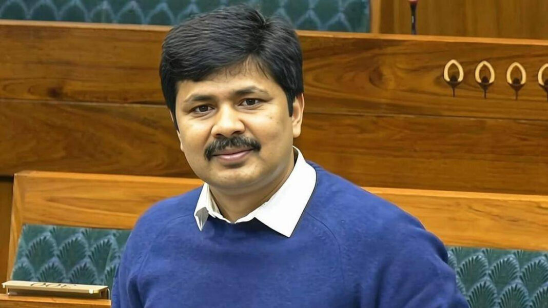 YSRCP MP Seeks Probe Into Attempt on Midhun Reddys Life YSRCP MP Demands Probe Into Attempt on Midhun Reddy's Life