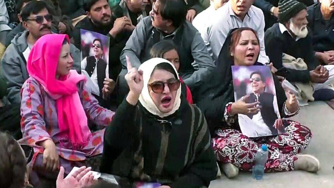 Pakistans Punjab government extends detention of Imran Khans sisters by 30 days