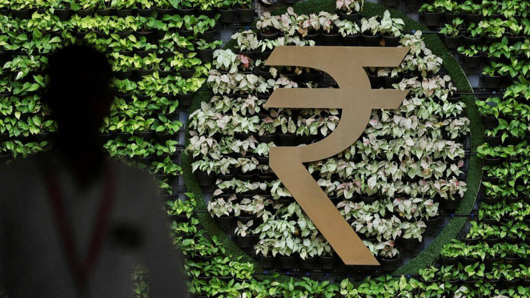 Rupee Weakens 4 Paise to 96.39 Against U.S. Dollar in Early Trade Indian Rupee Slips 4 Paise to 96.39 Against U.S. Dollar in Early Trade