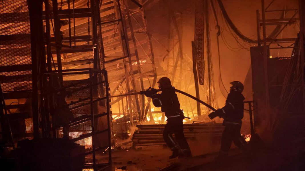 Six injured in Russian strikes on Ukraines Zaporizhzhia, Chernihiv, officials say