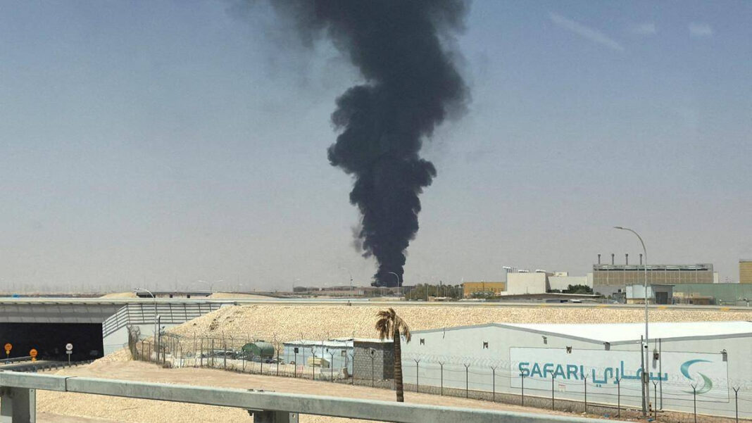 Intercepted missile after Houthis hit Riyadh airport, says Saudi coalition
