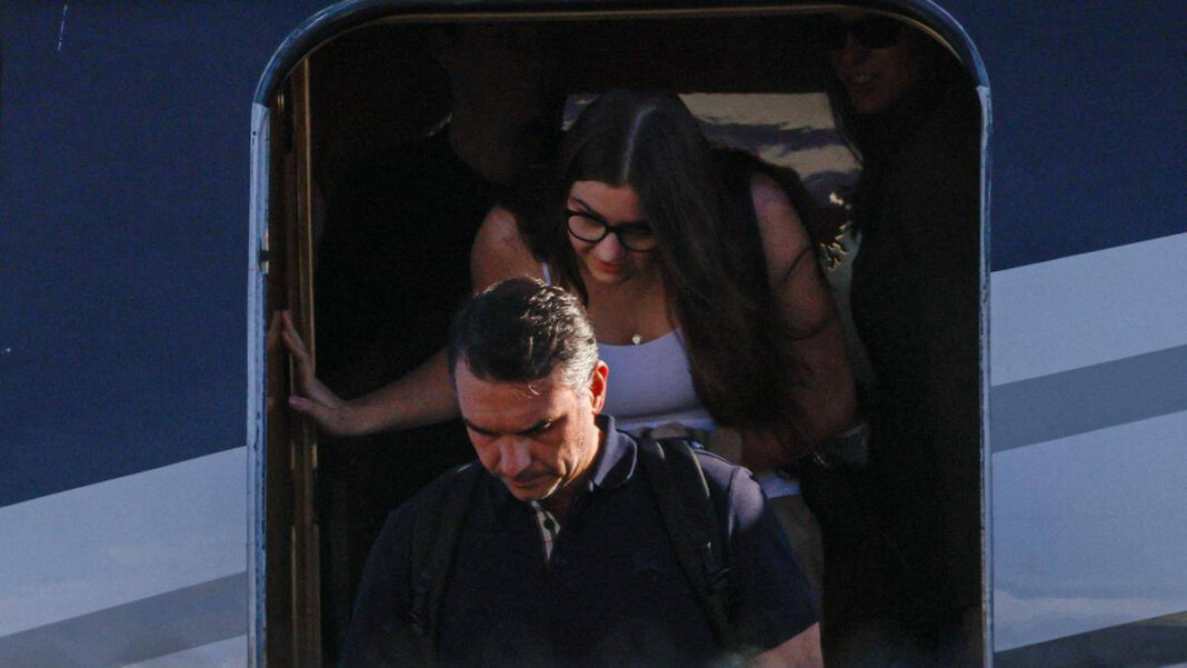 Bolsonaro's getaway plane paid for from U.S. bank: Airline Bolsonaro's getaway plane paid for from U.S. bank: Airline