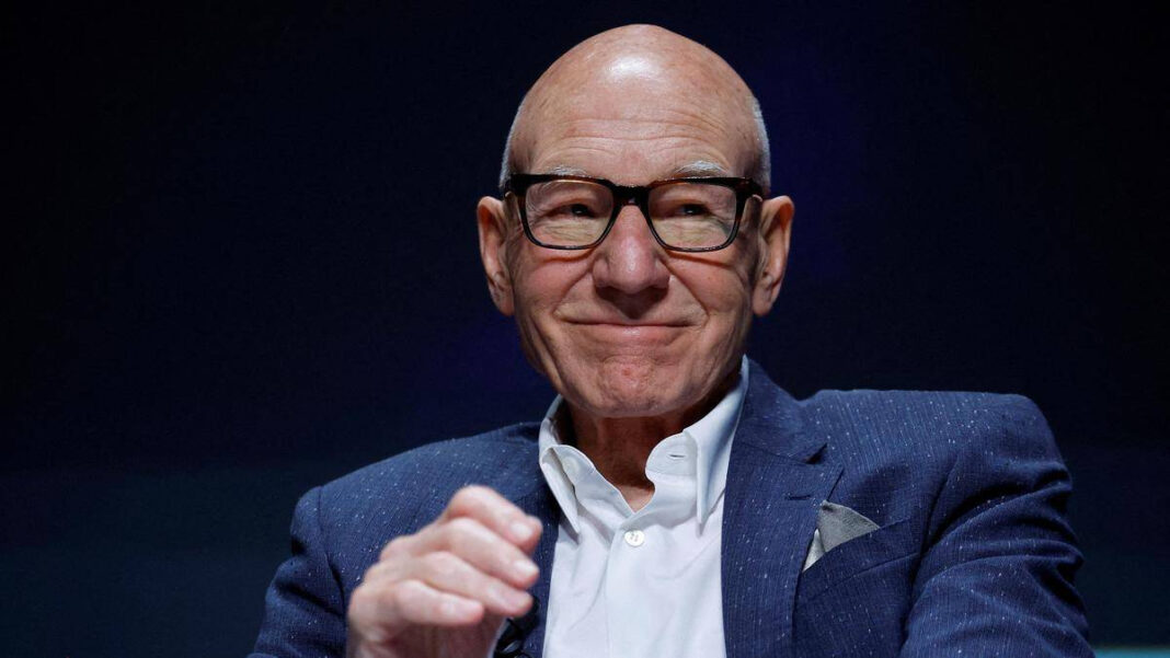 Patrick Stewart, Shakespearean actor turned 'Star Trek' and 'X-Men' star, dies at 86