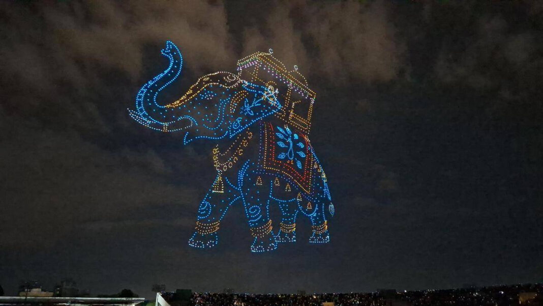 Drone show illuminates Mysurus night sky over the city Drone Light Show Lights Up Mysuru Night Sky