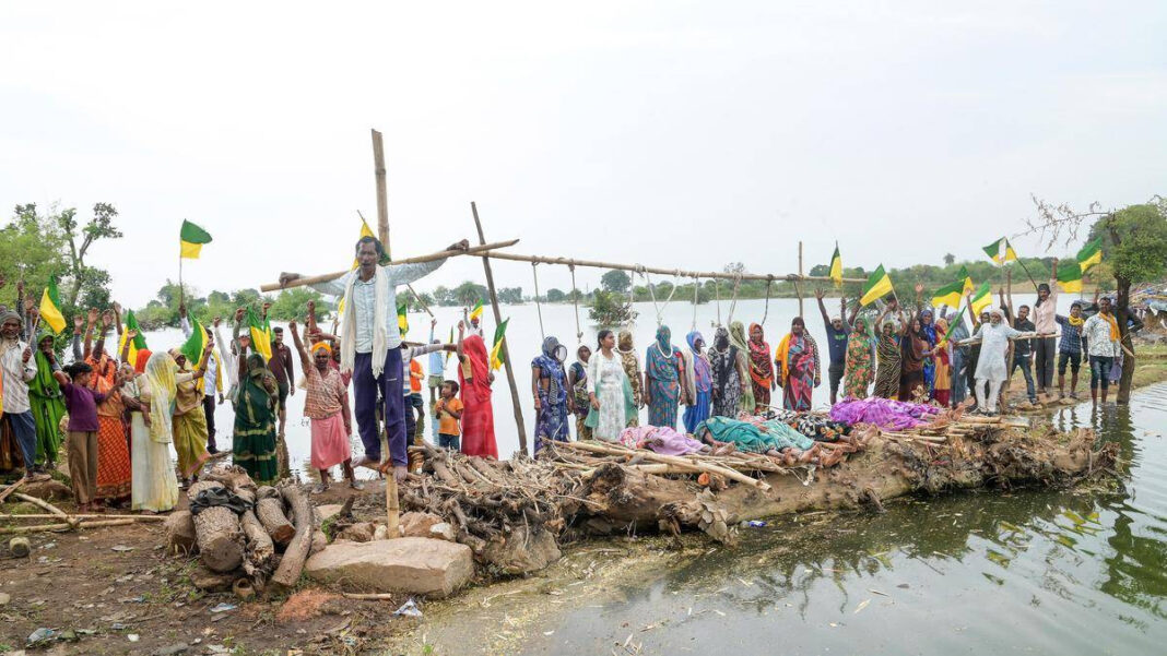 Tested by mud and water, in Bundelkhand Tested by mud and water, in Bundelkhand