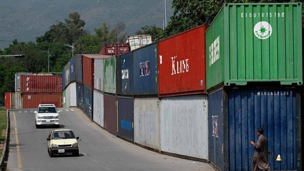 Pakistan Gears Up for Protests Following Failed Talks with Ex-PM Imran Khans Supporters "Pakistan Braces for Protests After Unsuccessful Talks with Imran Khan's Supporters"