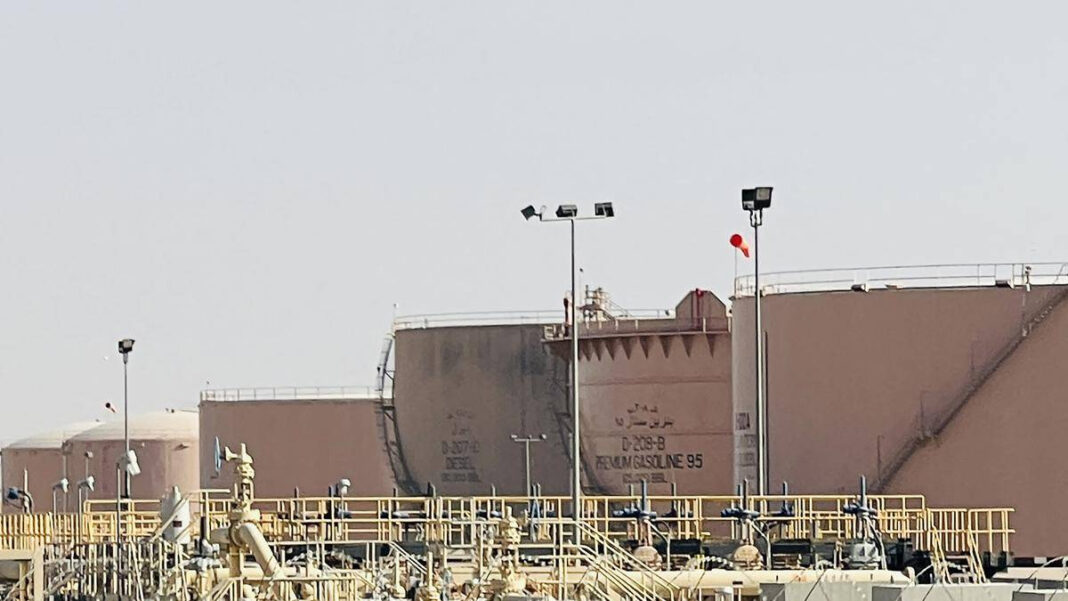 Yemens Houthis Launch Attack on Riyadh Airport and Other Key Saudi Locations "Houthis Target Riyadh Airport and Strategic Saudi Sites in Recent Offensive"