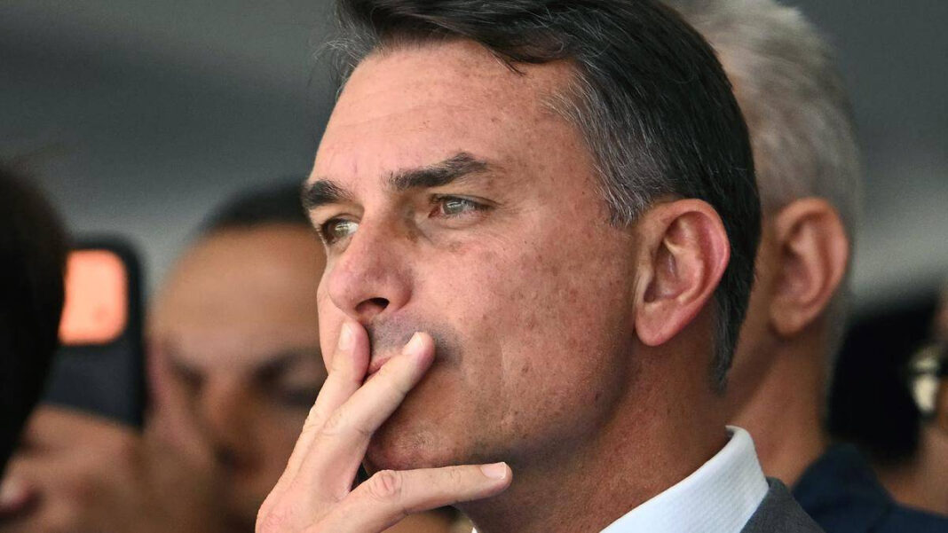 Flavio Bolsonaro reaches U.S., say reports citing sources