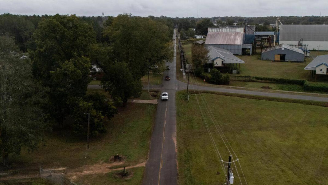 Georgia Block Party Shooting: Two Dead, Dozens Injured in Tragic Incident "Tragic Georgia Block Party Shooting: Two Dead and Dozens Injured"