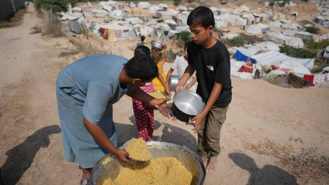 Gaza Faces Deepening Shortages as Commercial Goods Halted from Entering "Gaza Faces Severe Shortages as Import of Commercial Goods Ceases"