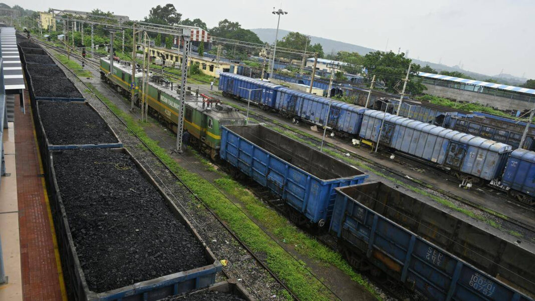 Coal stocks at thermal plants hold above 18 MT as supply deficit narrows