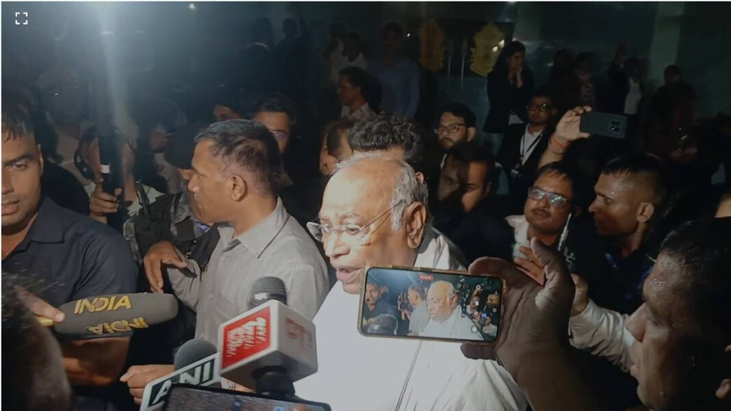 Anti-CEC row LIVE: Delhi Police denotify Jantar Mantar as protest site; suggest three new locations