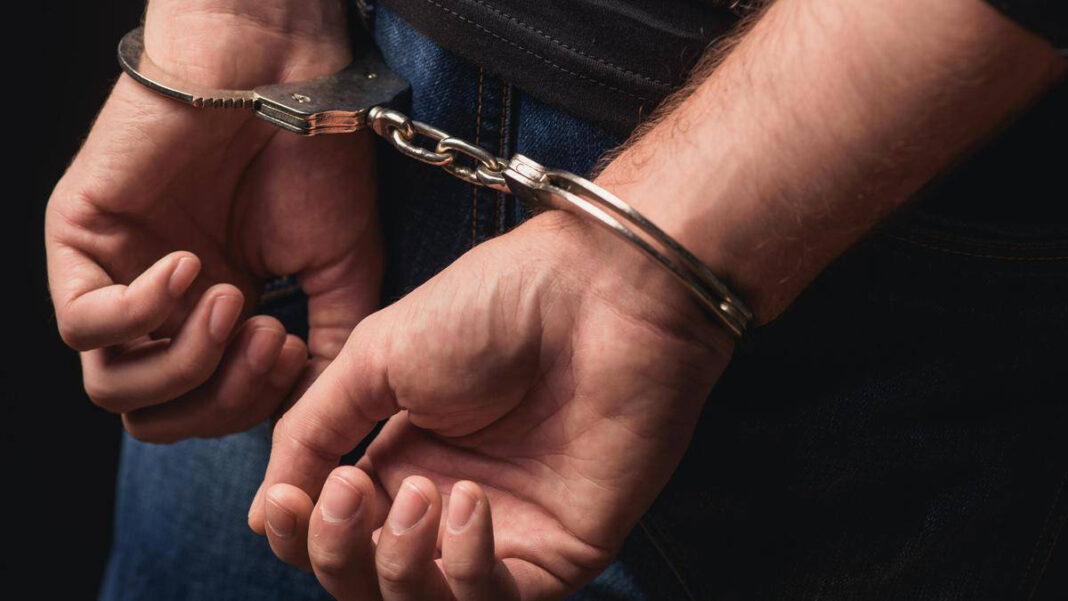 Ex-Telangana Home Guard Working as Bike-Taxi Driver Held in Andhra Chain-Snatching Case Former Telangana Home Guard Turned Bike Taxi Driver Held in Andhra Pradesh Chain-Snatching Case