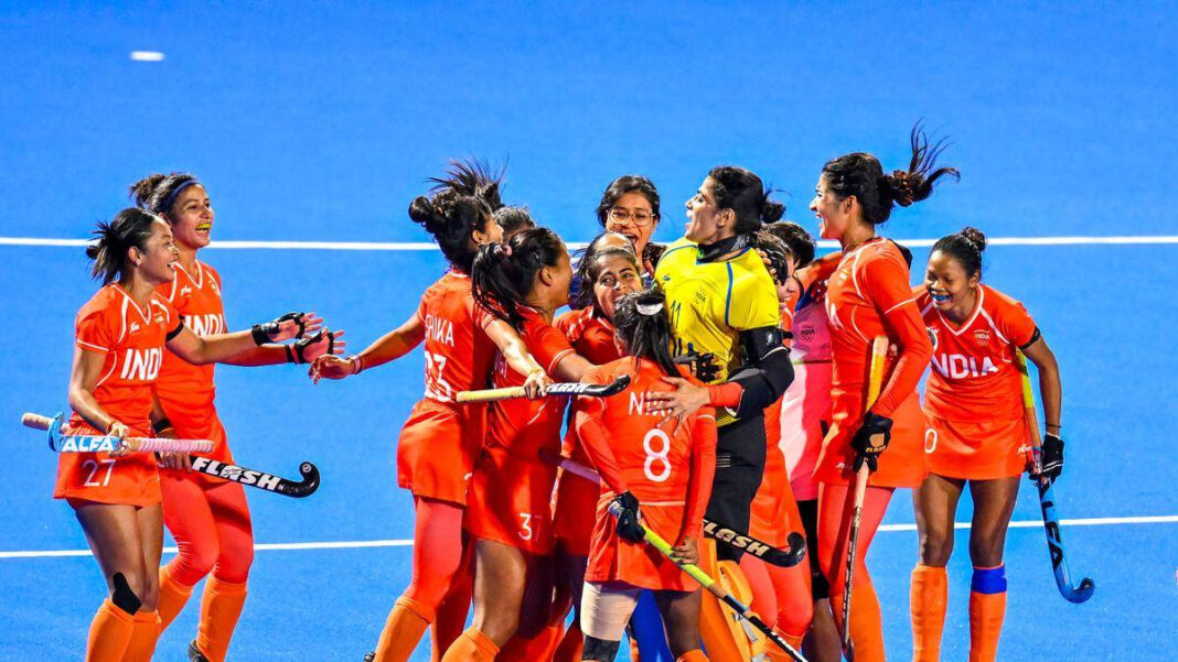 Odisha Govt Awards ₹11 Lakh Each to Womens Hockey Team for Asian Games Win Odisha Government Awards ₹11 Lakh Each to Women's Hockey Team for Asian Games Win